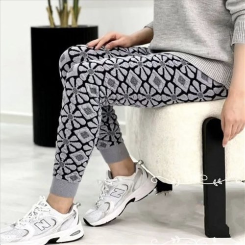 شلوار بافت طرحدار